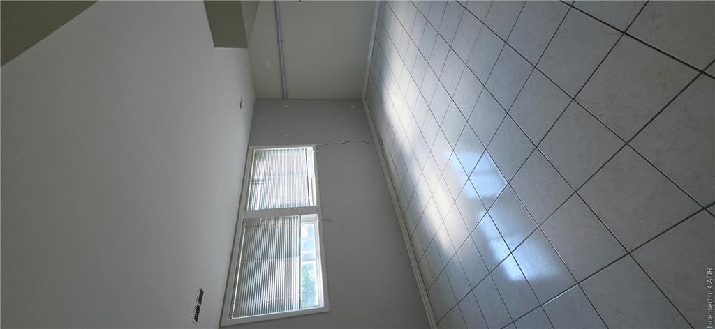 18 High Street Property Photo 10