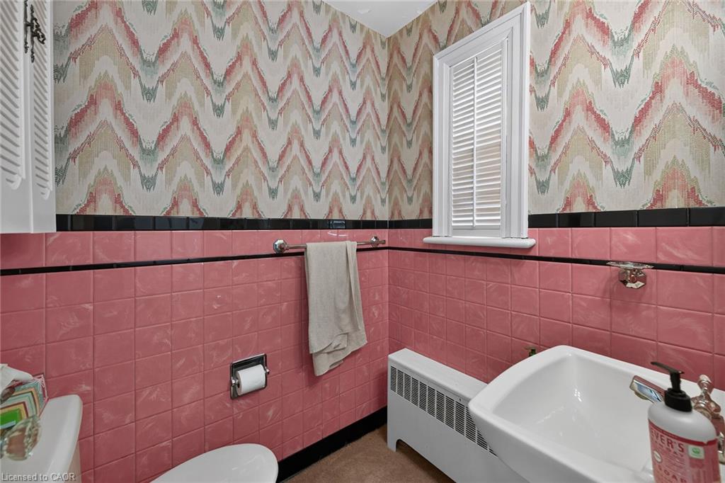 48 Garner Road W Property Photo 20