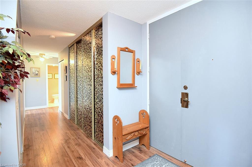706-222 Jackson Street W Property Photo 3
