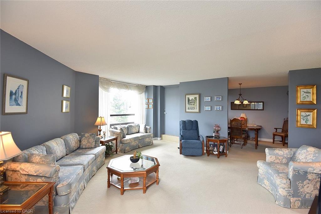 706-222 Jackson Street W Property Photo 6