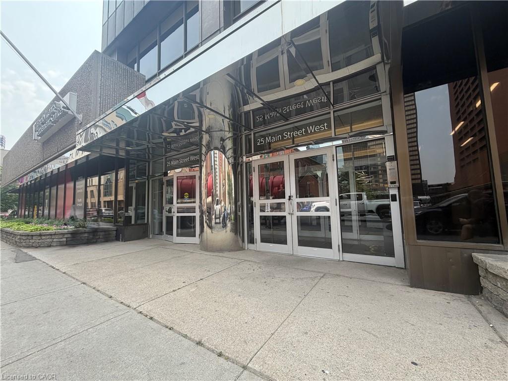 1704-25 Main Street W Property Photo 2