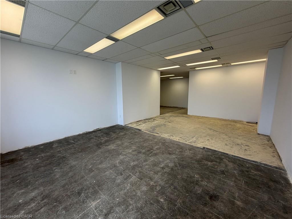 1704-25 Main Street W Property Photo 7
