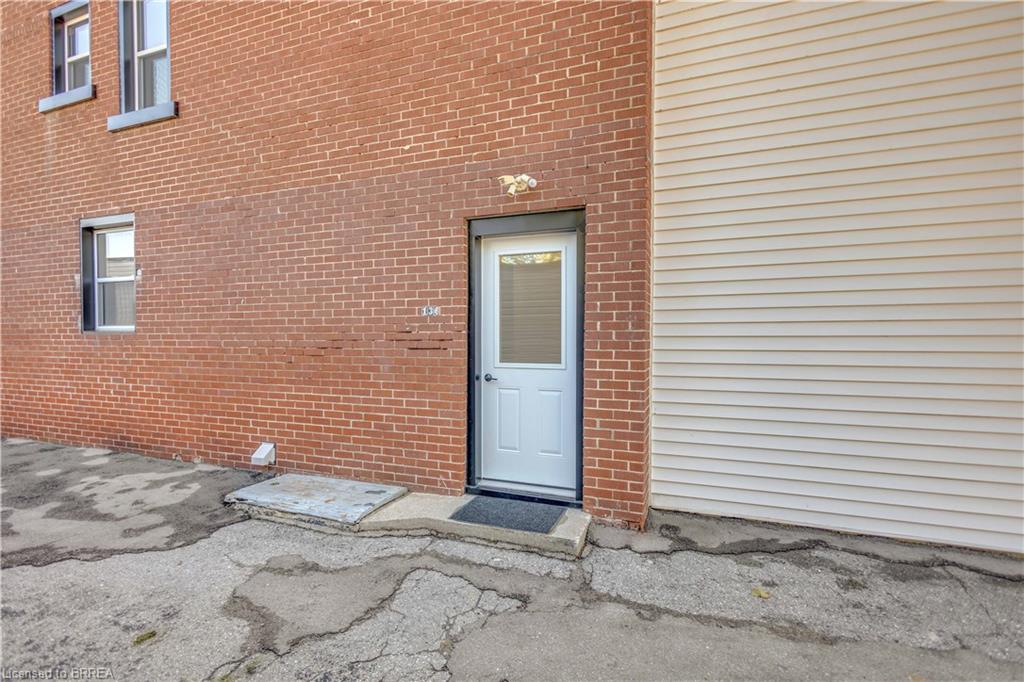 136 King Street Property Photo 7