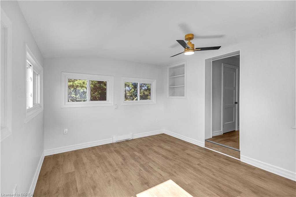 136 King Street Property Photo 19