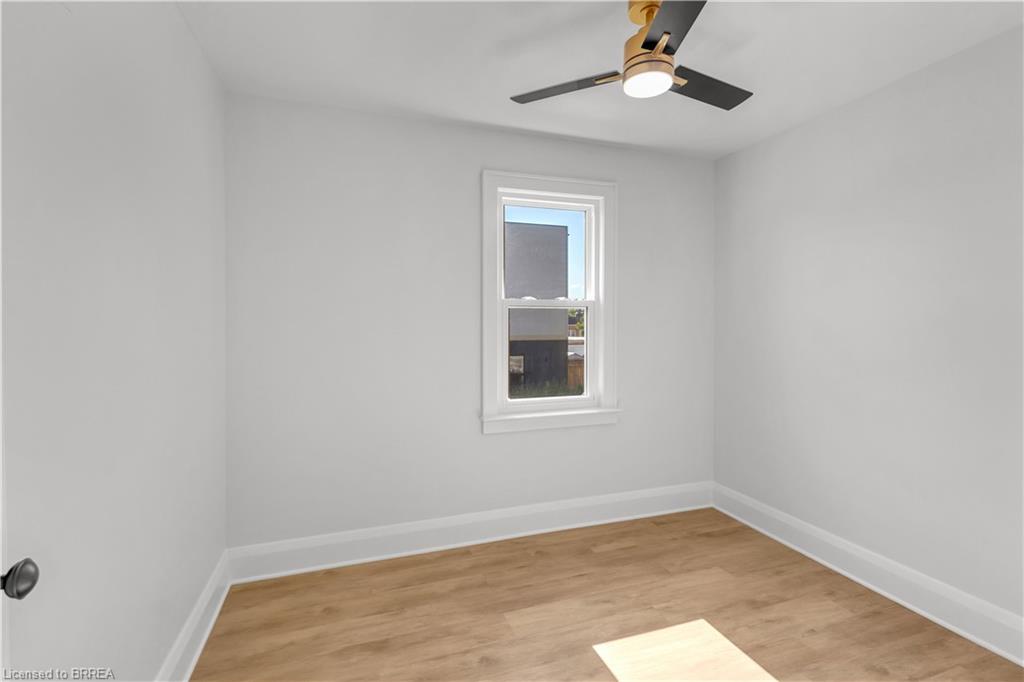 136 King Street Property Photo 25