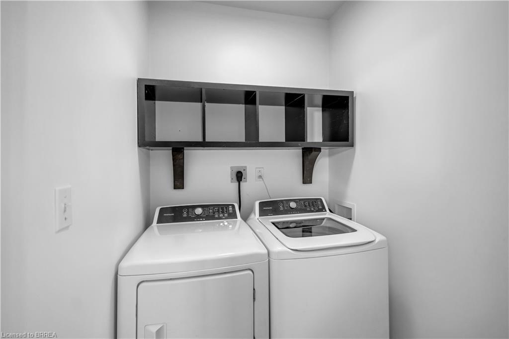 136 King Street Property Photo 41