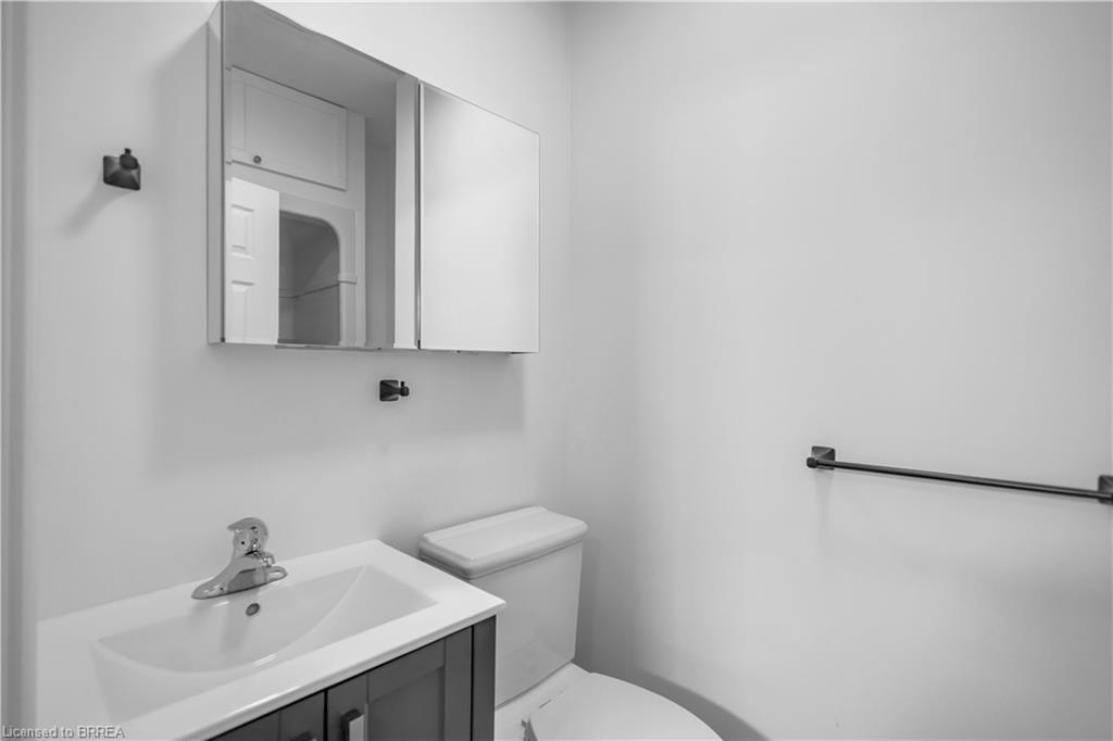 136 King Street Property Photo 42