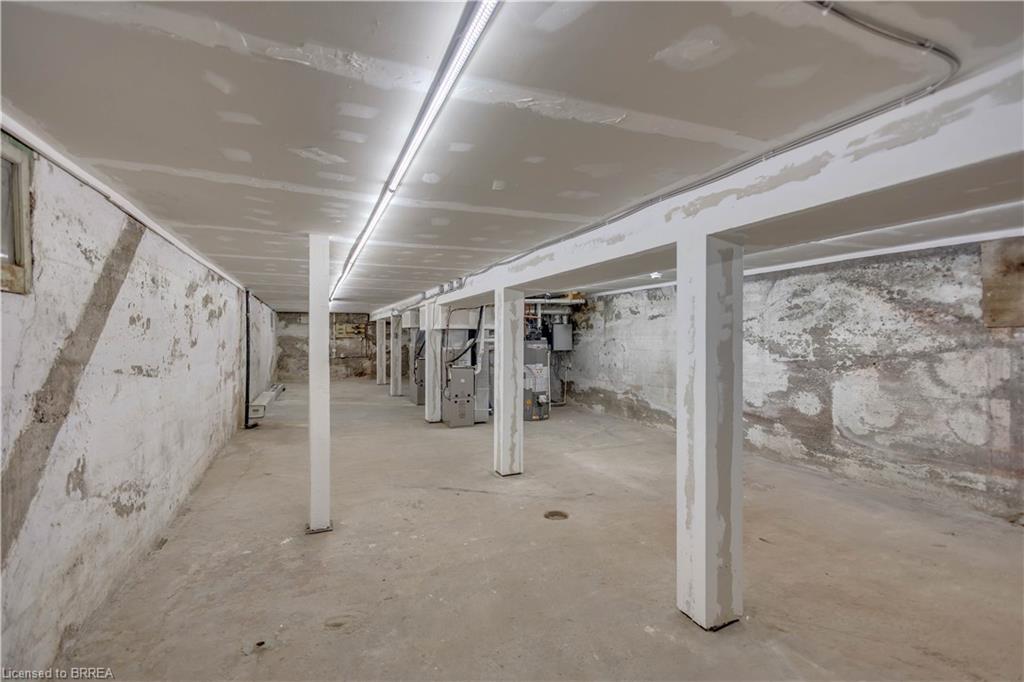 136 King Street Property Photo 44