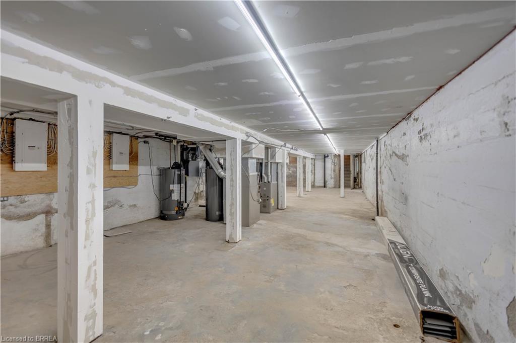 136 King Street Property Photo 45