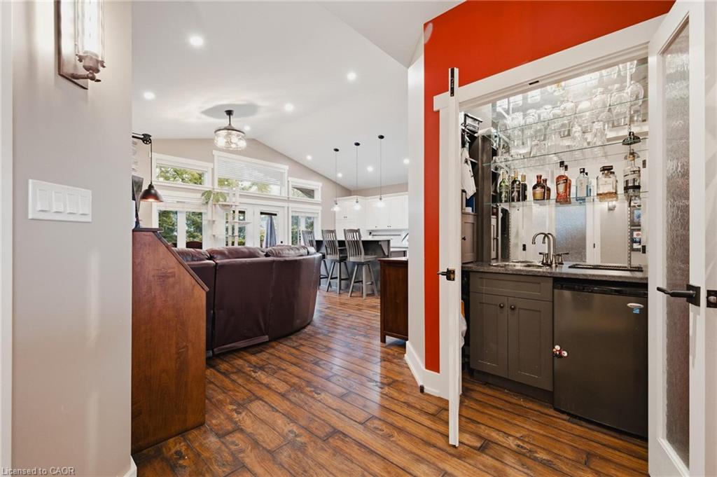 153 James Street Property Photo 6