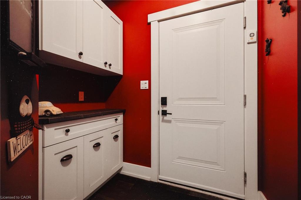 153 James Street Property Photo 26