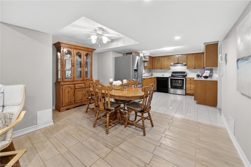 17 Eaton Street Property Photo 32