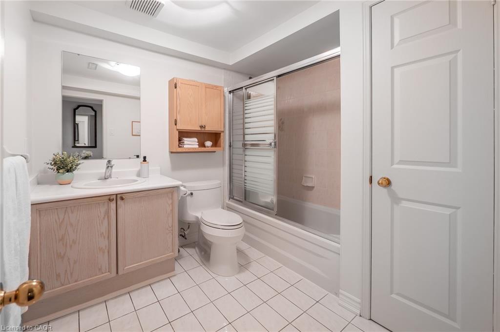 17 Eaton Street Property Photo 38