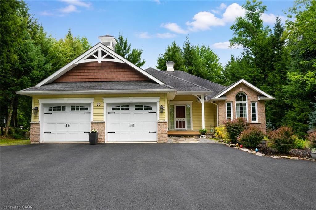 20 Deerhurst Highlands Drive Property Photo 2