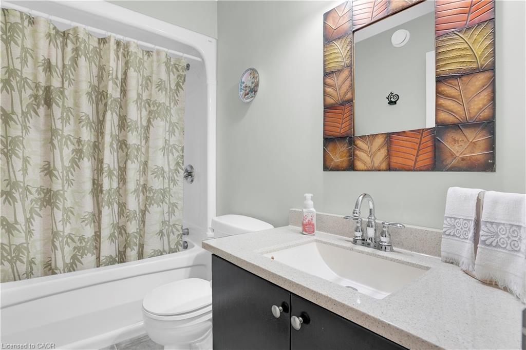 20 Deerhurst Highlands Drive Property Photo 10
