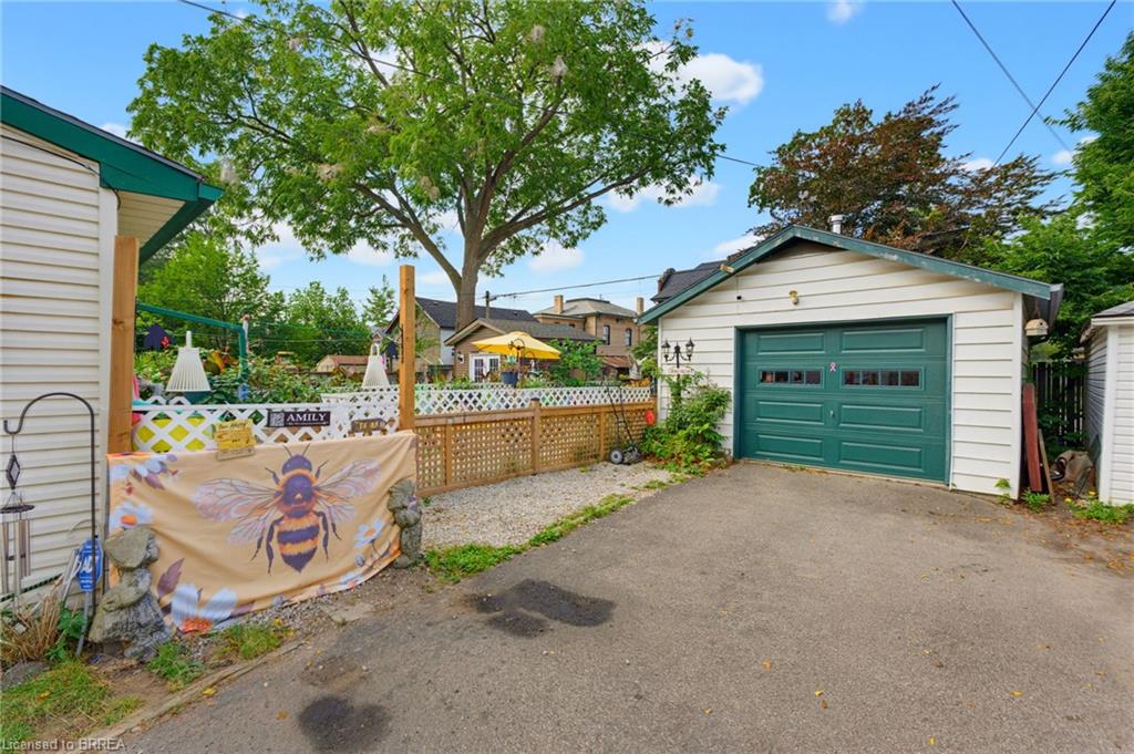 122 William Street Property Photo 23