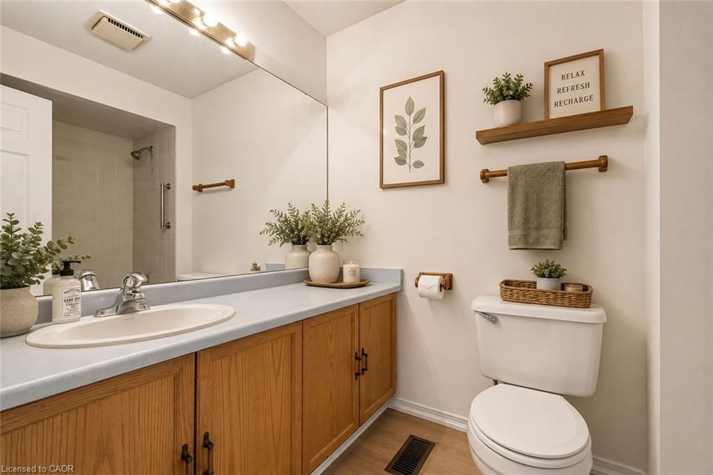 331-895 Maple Avenue Property Photo 2
