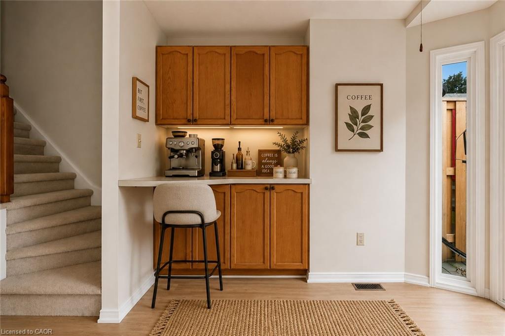 331-895 Maple Avenue Property Photo 19