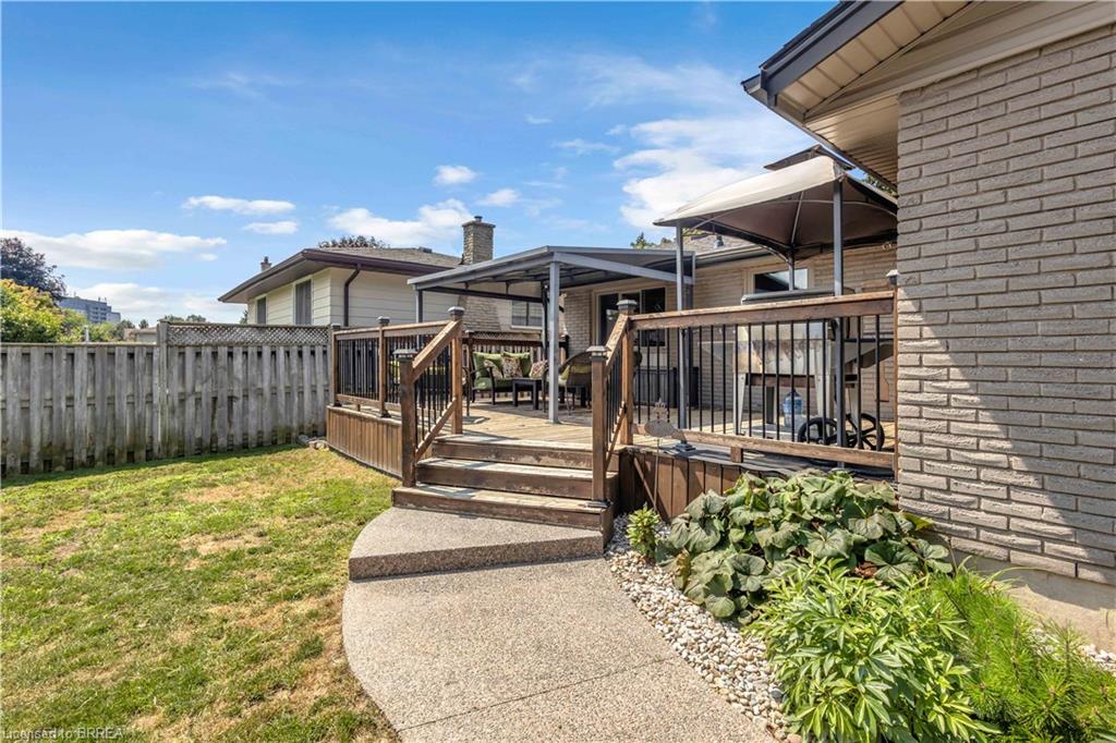 26 Penny Lane Property Photo 38