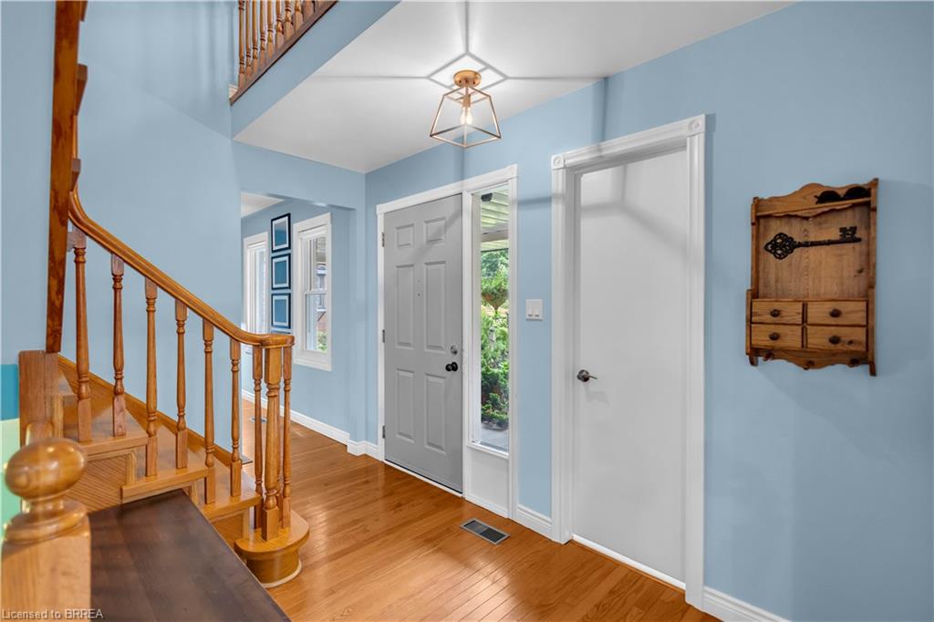490 Devonshire Avenue Property Photo 6