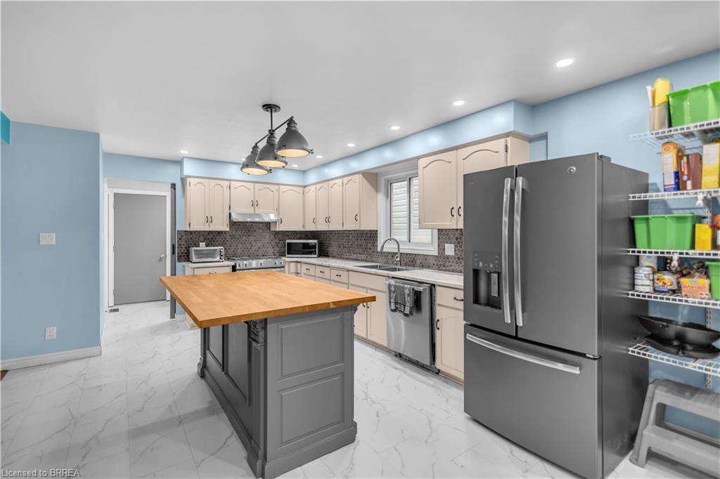 490 Devonshire Avenue Property Photo 15