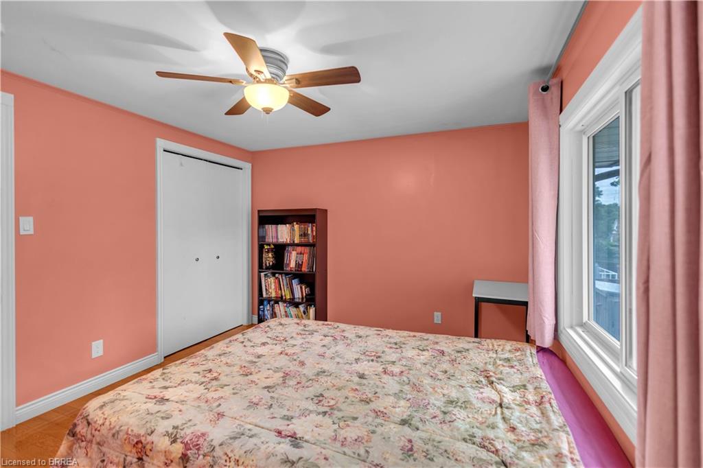 490 Devonshire Avenue Property Photo 28