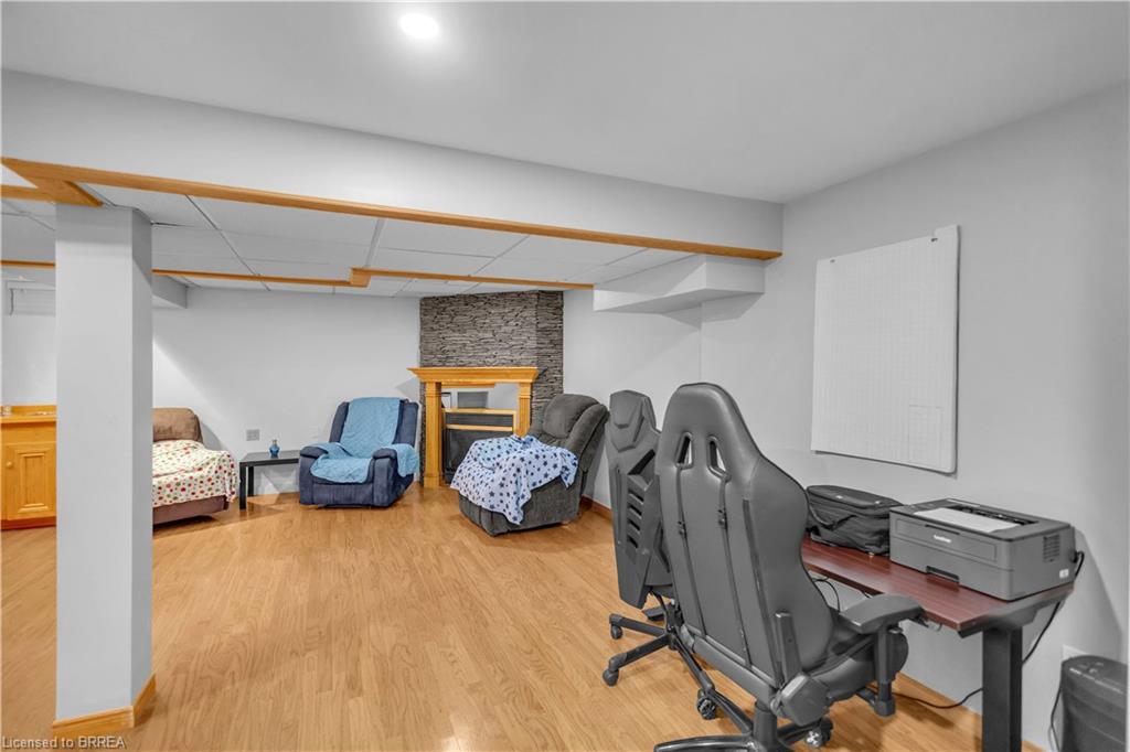 490 Devonshire Avenue Property Photo 34