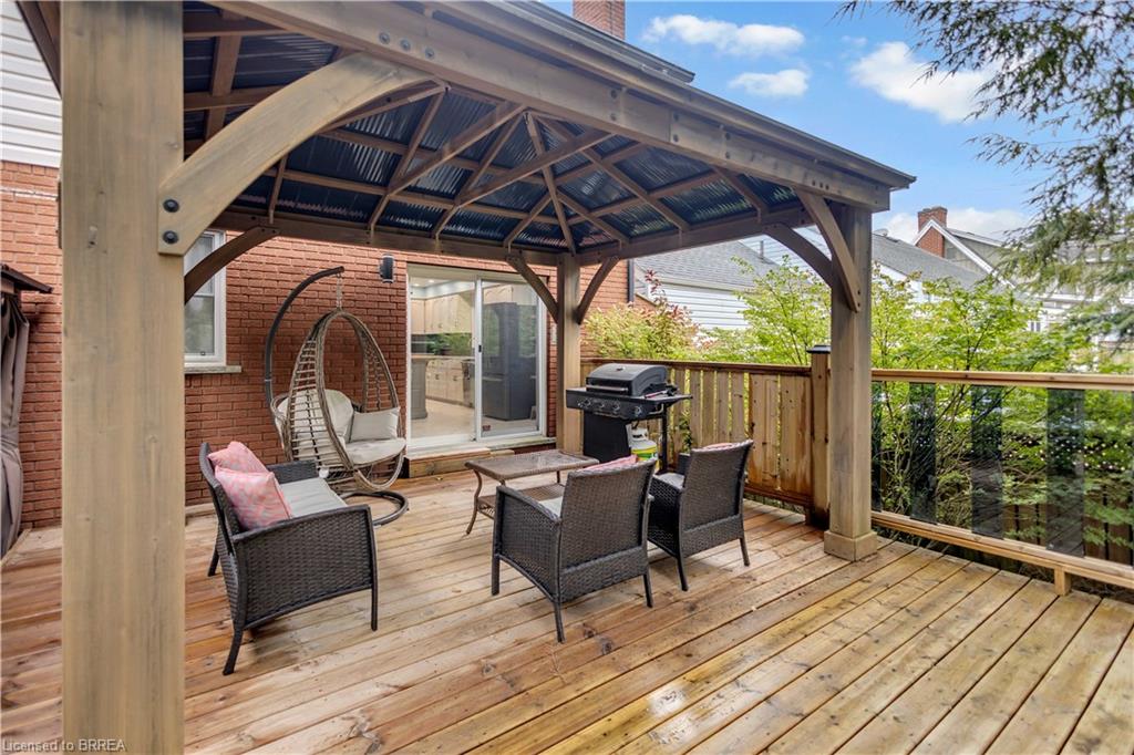 490 Devonshire Avenue Property Photo 41