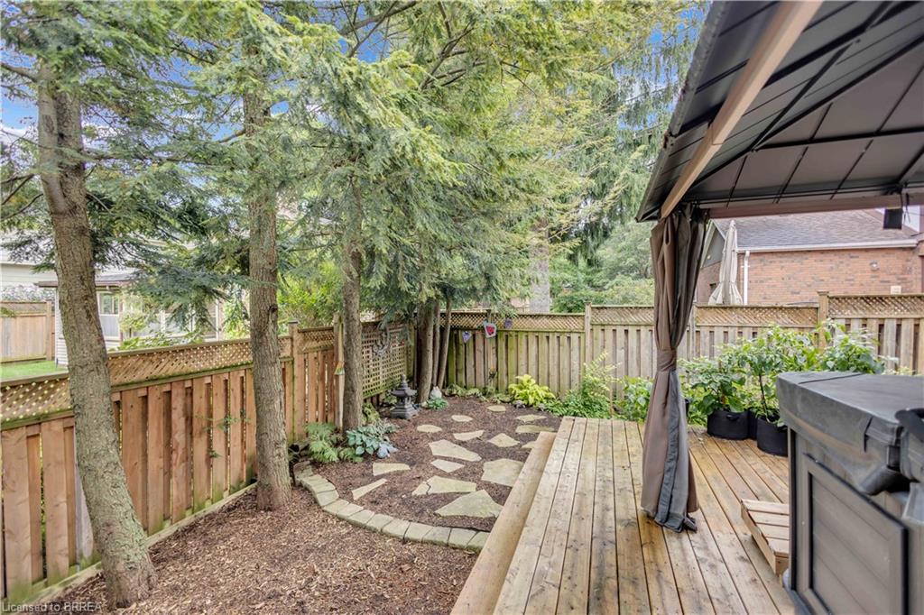 490 Devonshire Avenue Property Photo 43