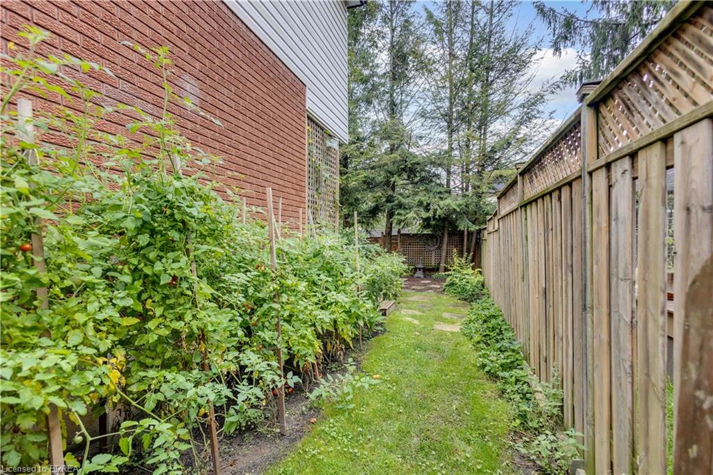 490 Devonshire Avenue Property Photo 47