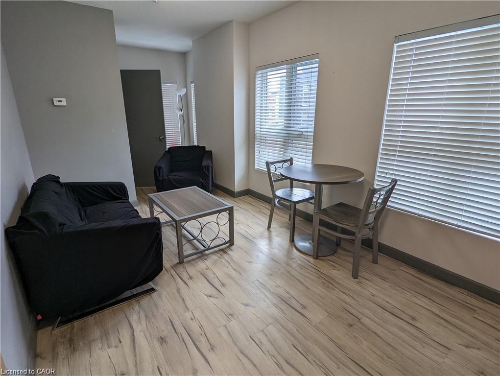 263-258 B Sunview Street Property Photo 4