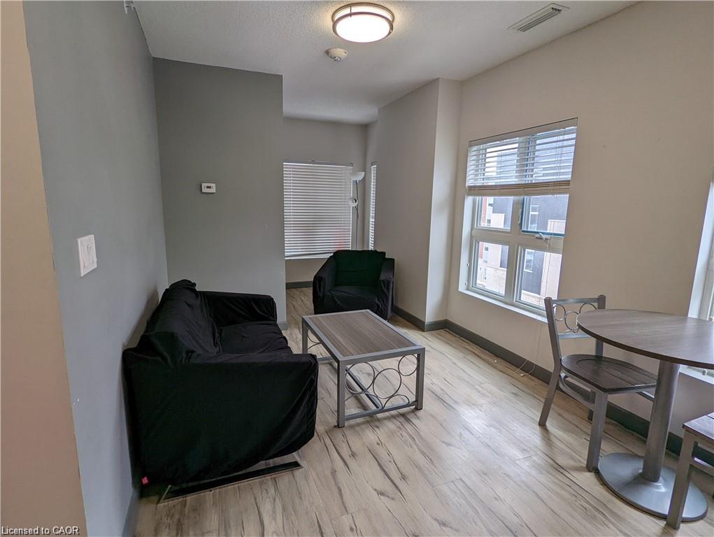 263-258 B Sunview Street Property Photo 5