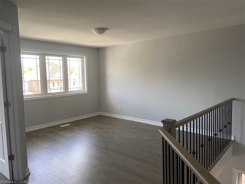 613 Lemay Grove Property Photo 2