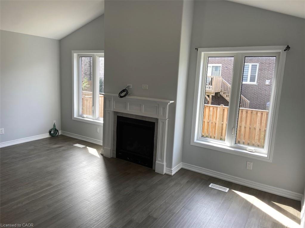 613 Lemay Grove Property Photo 6