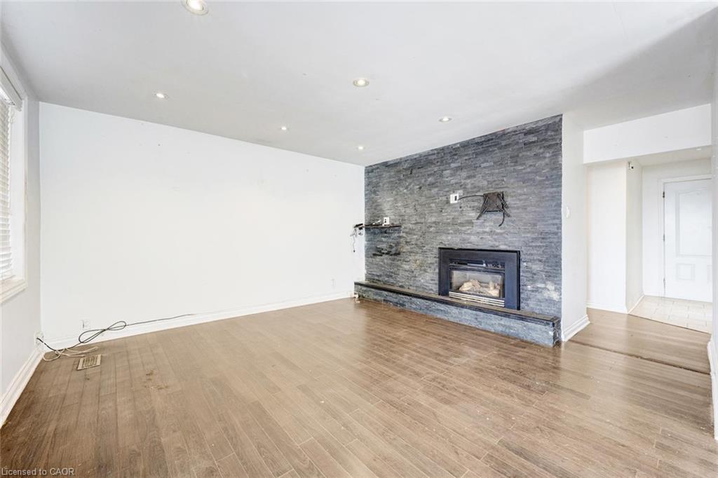 16 Woodward Avenue Property Photo 8