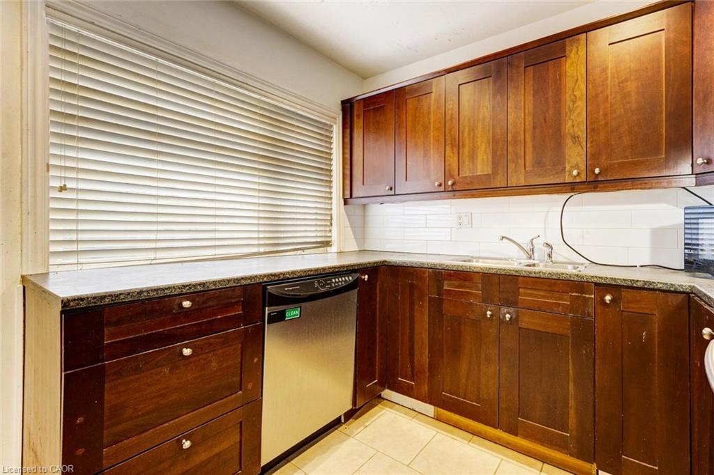 16 Woodward Avenue Property Photo 13