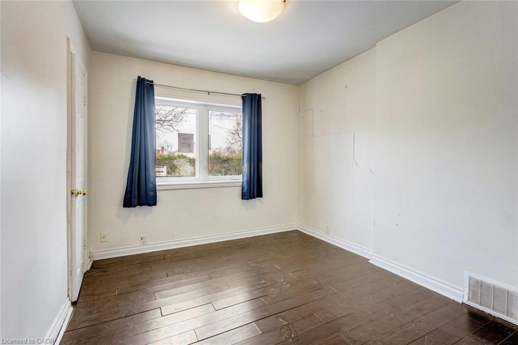 16 Woodward Avenue Property Photo 24