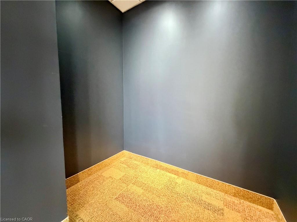 25 Main Street W Suite 1810 Property Photo 11