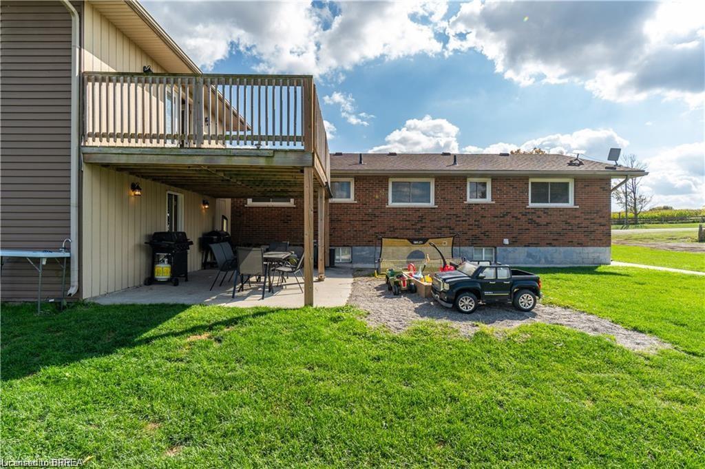 591 Governors Road E Property Photo 25