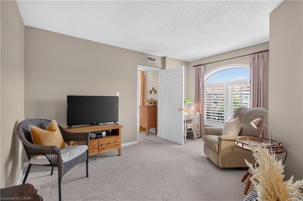 B404-216 Plains Road W Property Photo 17