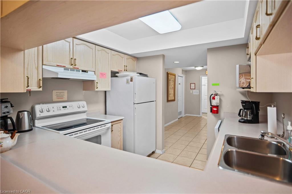 B404-216 Plains Road W Property Photo 29