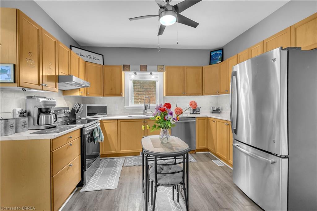 15 Salisbury Avenue Property Photo 11