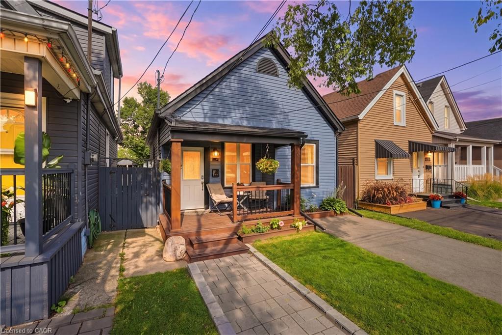 67 Robins Avenue Property Photo 1