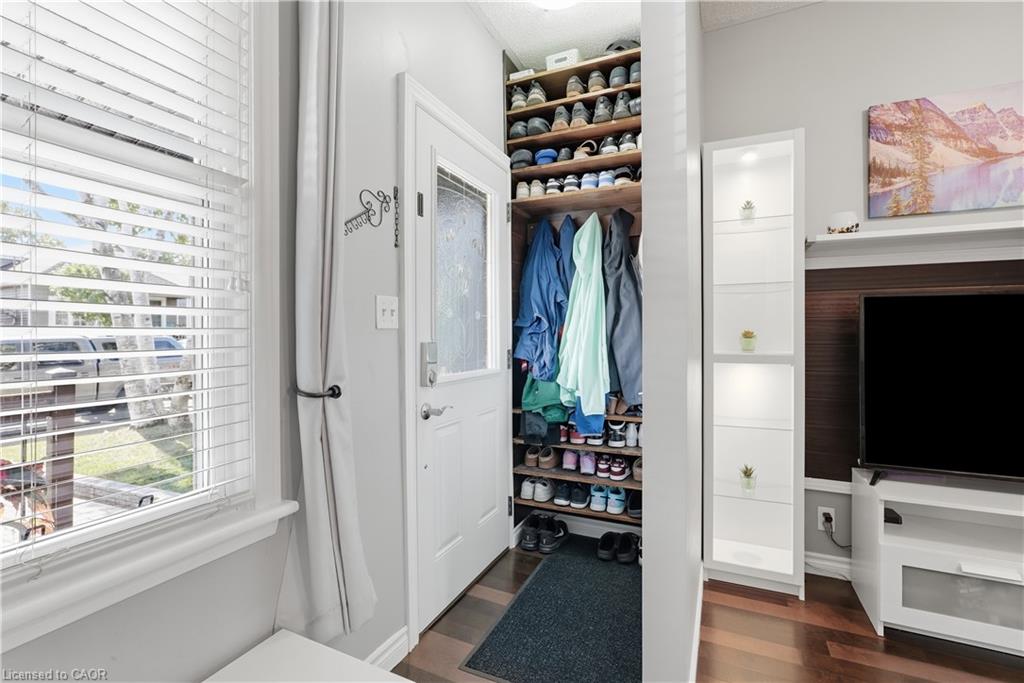 67 Robins Avenue Property Photo 10