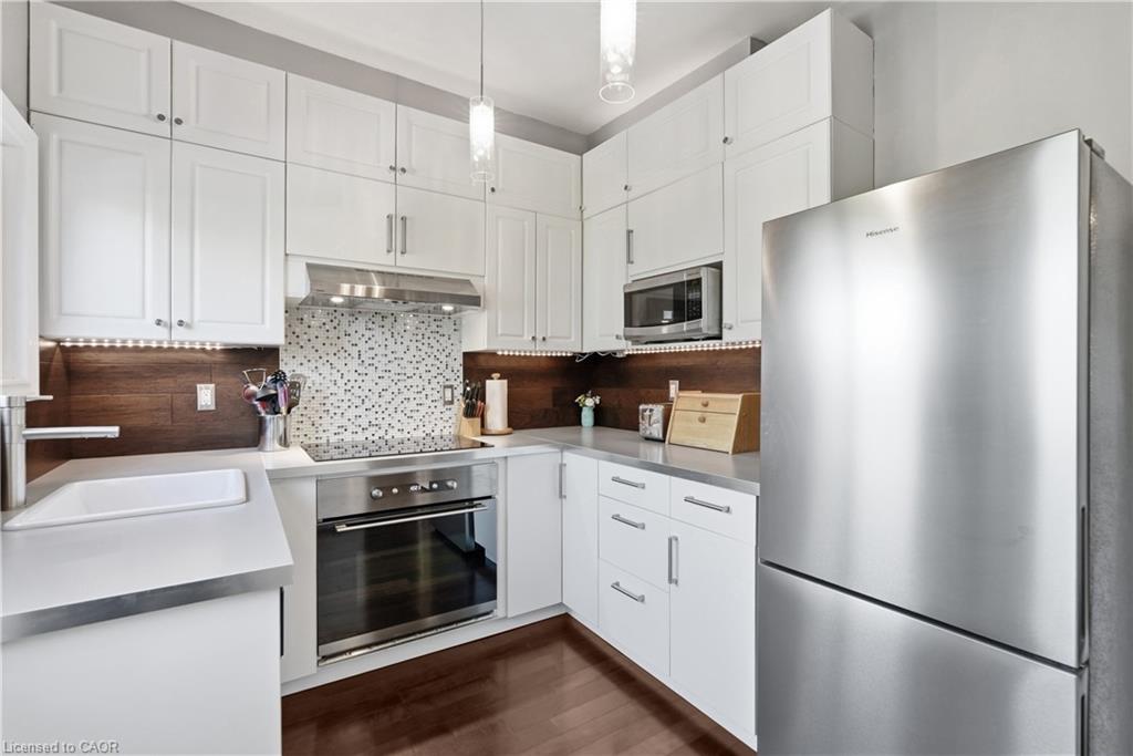 67 Robins Avenue Property Photo 18