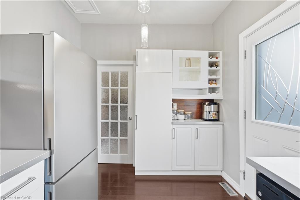 67 Robins Avenue Property Photo 22