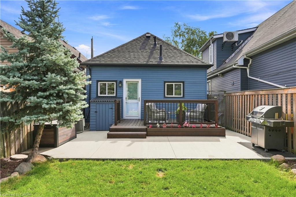 67 Robins Avenue Property Photo 40