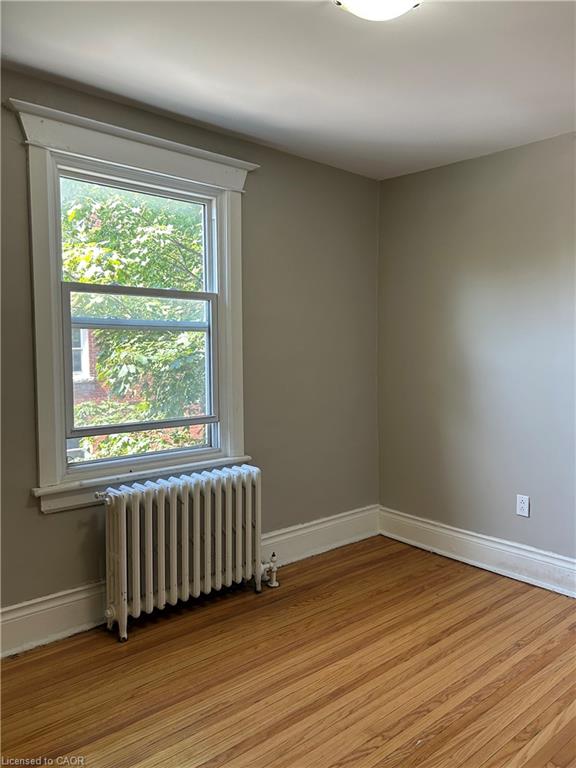 6-1265 King Street E Property Photo 17