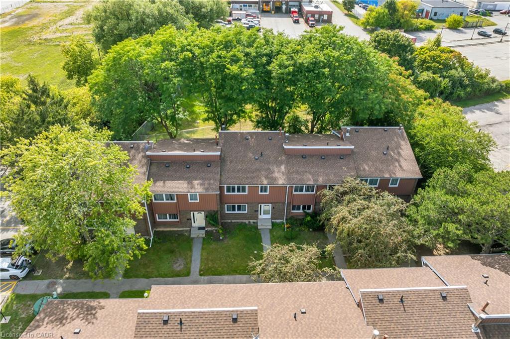 101-121 University Avenue E Property Photo 35