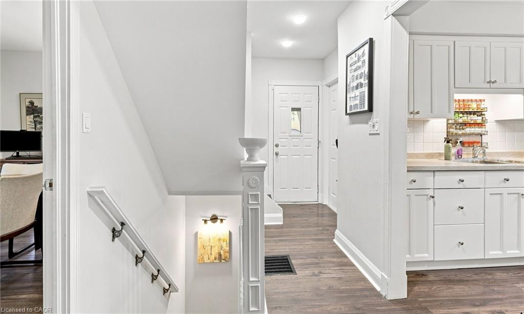 74 East 12th Street Property Photo 10